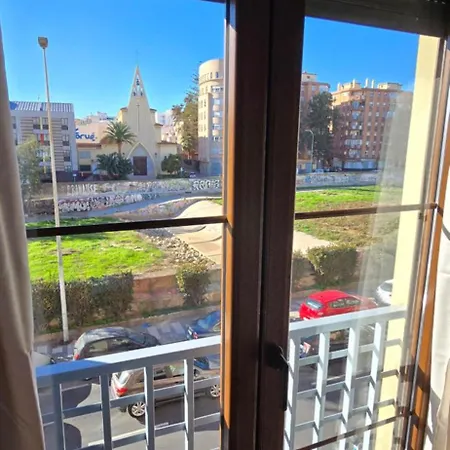 Ola Rosaleda Apartment Malaga Exterior photo