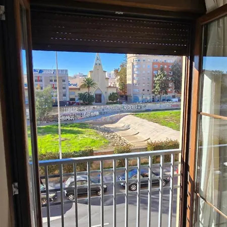 Ola Rosaleda Apartment Malaga Exterior photo